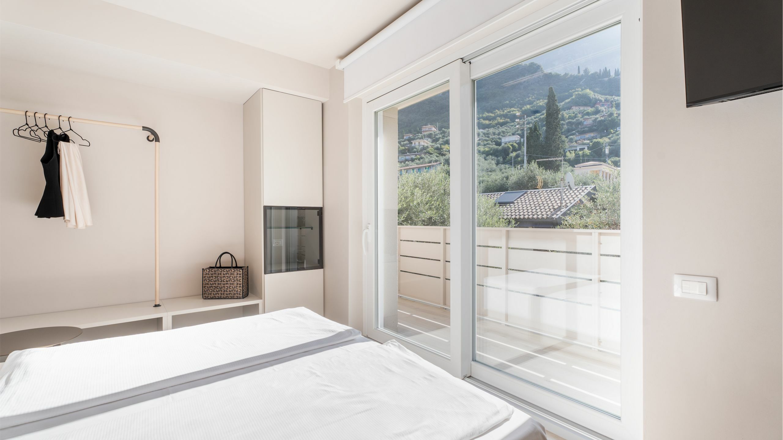 Matrimoniale con balcone - HOTEL DIANA MALCESINE