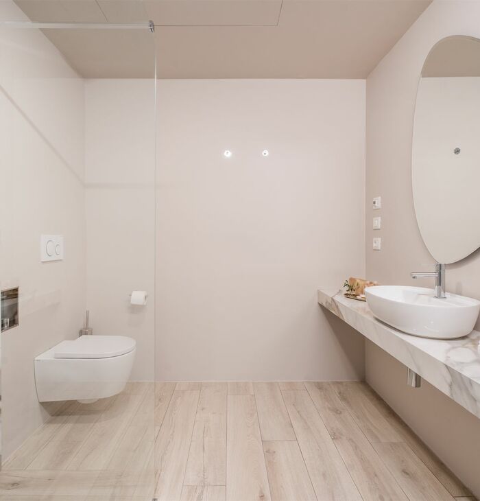 Doppelzimmer Prestige mit Balkon | Entspannung mit Blick auf den Pool
