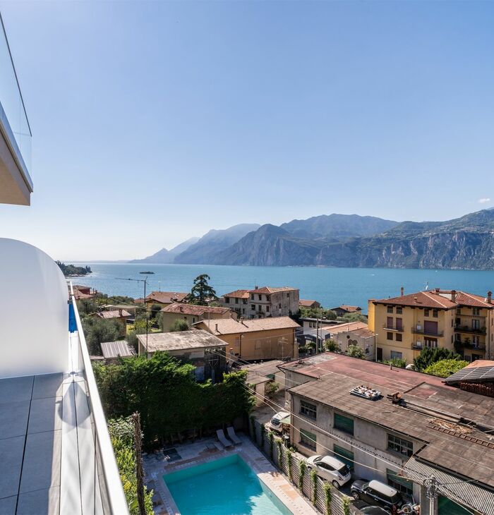 Junior Suite Deluxe mit Balkon und Seeblick | Design und Atmosphäre