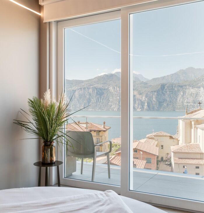Junior Suite Deluxe mit Balkon und Seeblick | Design und Atmosphäre