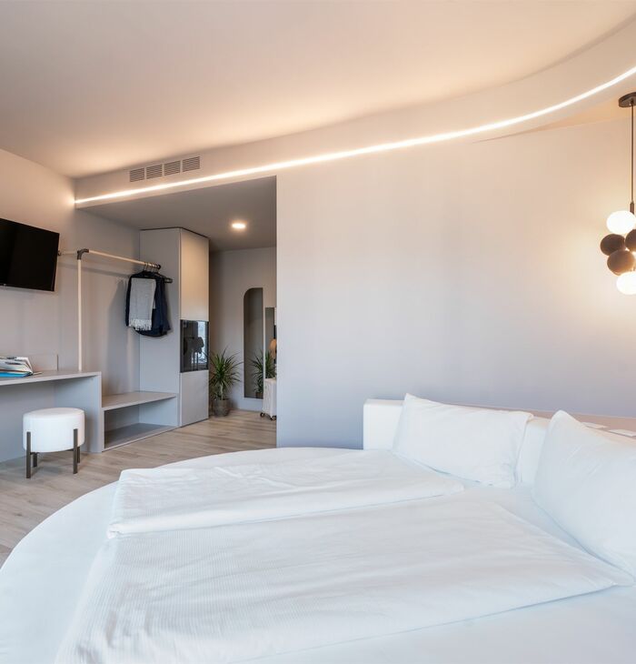 Junior Suite Deluxe mit Balkon und Seeblick | Design und Atmosphäre